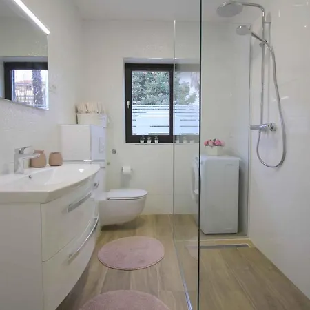 Lägenhet In - Istrien 10194 *