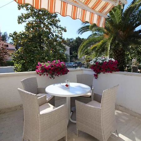 Apartment In Porec/Istrien 10194 Porec