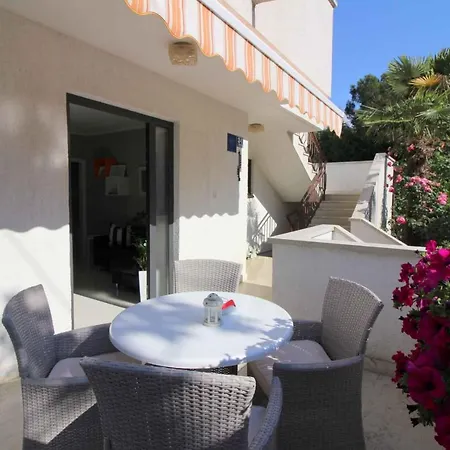 아파트 In - Istrien 10194 *